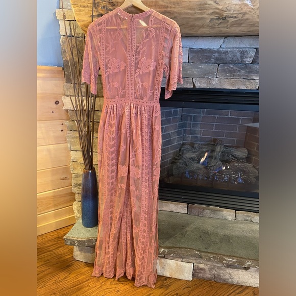 Bohemian Lace Maxi Dress - Picture 2 of 3